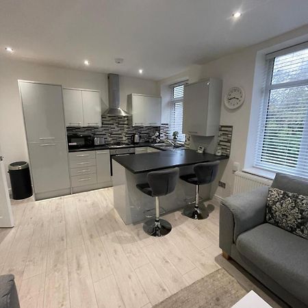 Spacious 2 Bedroom Apartment Liverpool Buitenkant foto