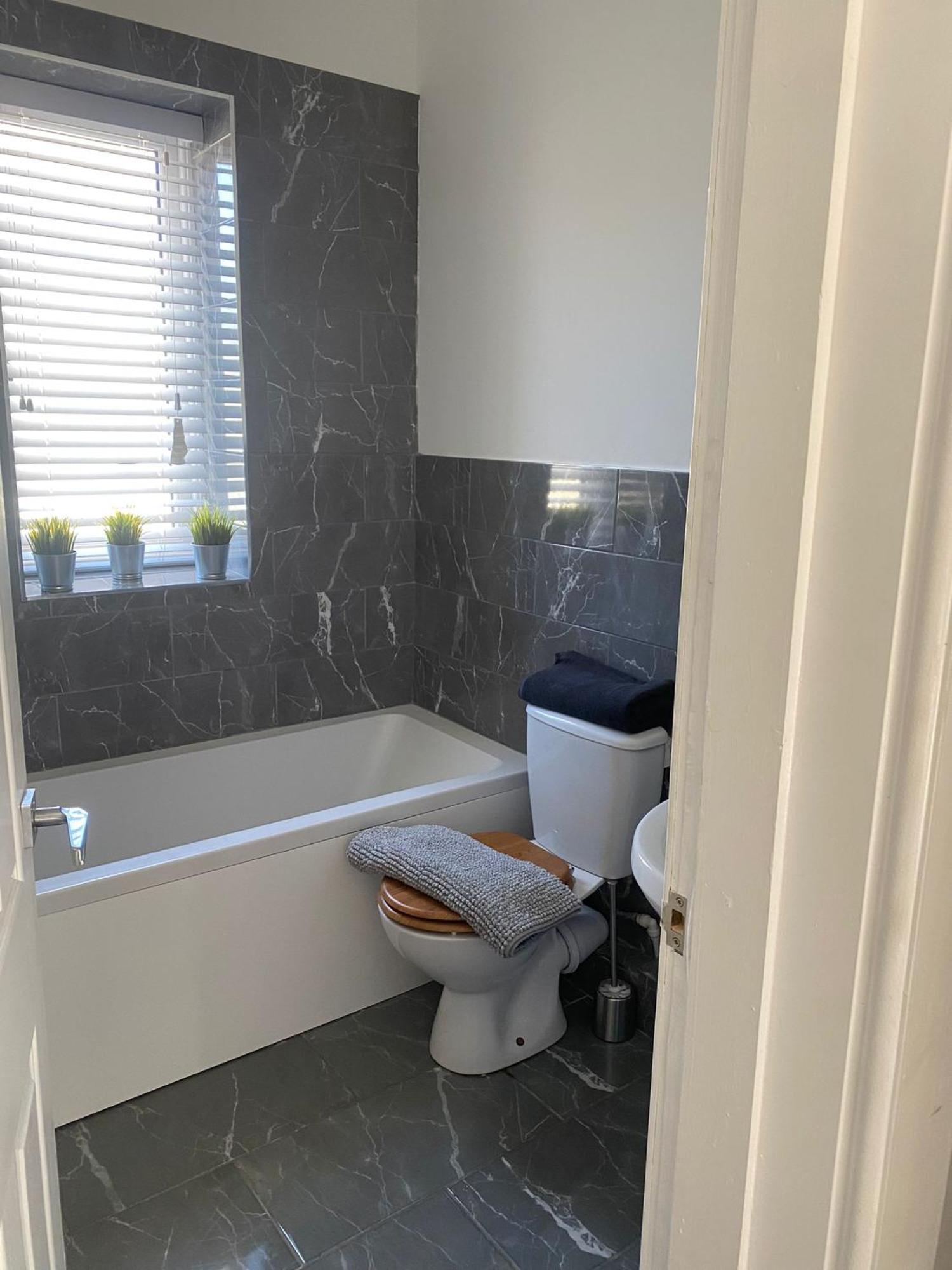 Spacious 2 Bedroom Apartment Liverpool Buitenkant foto