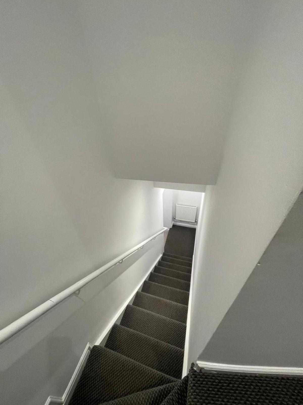Spacious 2 Bedroom Apartment Liverpool Buitenkant foto